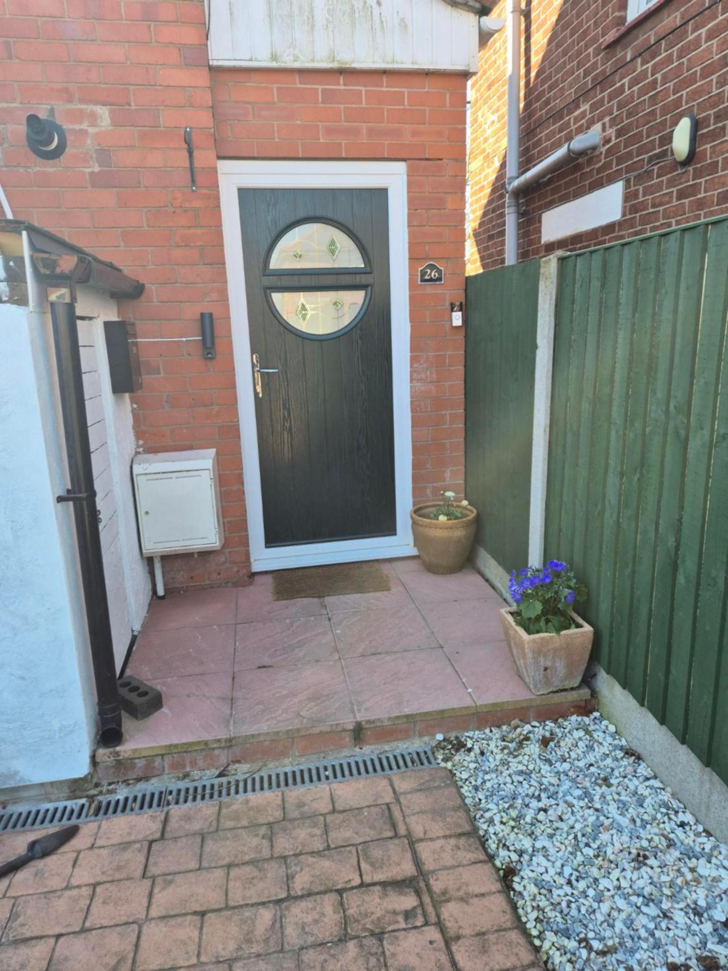 Accomadation Wrexham Exterior foto